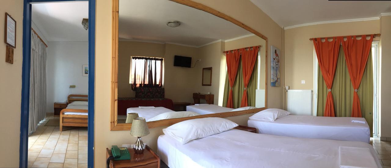 Bay Holiday Hotel & Spa Karavomilos  Екстер'єр фото